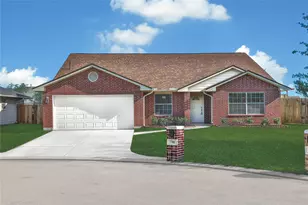 7706 Kempsey Ln, Houston, TX 77040 - Photo 1