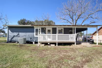 407 N Amthor Street, Bellville, TX 77418 - Photo 16