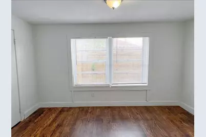 11 Norwood Street #6, Houston, TX 77011 - Photo 4