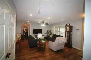 1319 N Tammye Ln W, Madisonville, TX 77864 - Photo 16