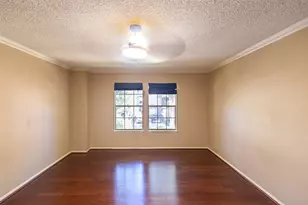 1313 Reddleshire Ln, Houston, TX 77043 - Photo 28