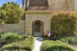 17010 Hillswind Cir, Spring, TX 77379 - Photo 4