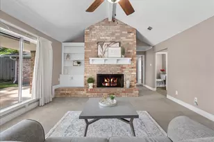 2904 Frostwood Cir, Dickinson, TX 77539 - Photo 8