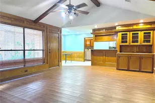 9002 Sabastian Dr, Houston, TX 77083 - Photo 12