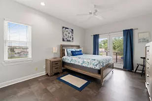 814 Hall Ave, Seabrook, TX 77586 - Photo 14