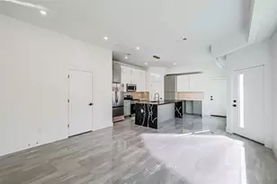 5014 Creekmont Dr, Houston, TX 77091 - Photo 8