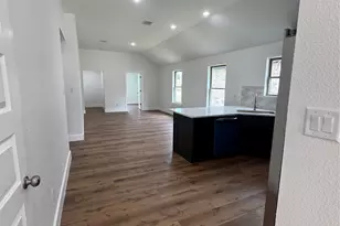 13248 Lake Conroe Bay Rd, Willis, TX 77318 - Photo 4