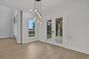8558 Ridgepoint Dr, Houston, TX 77055 - Photo 20