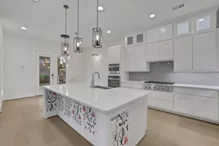 8558 Ridgepoint Dr, Houston, TX 77055 - Photo 14