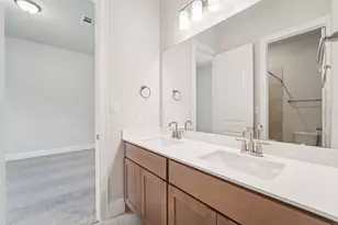 15906 Iris Mdw Dr, Conroe, TX 77302 - Photo 24