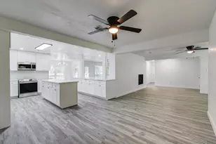 812 Stone Mountain Dr, Conroe, TX 77302 - Photo 6