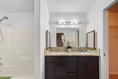 9927 Glenkirk Drive, Houston, TX 77089 - Photo 10