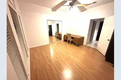 9927 Glenkirk Drive, Houston, TX 77089 - Photo 14