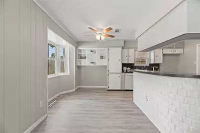 12211 Pine Knoll Drive, Houston, TX 77099 - Photo 12