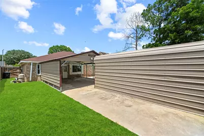 12211 Pine Knoll Drive, Houston, TX 77099 - Photo 36