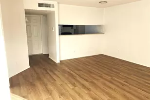2822 S Bartell Dr, Houston, TX 77054 - Photo 4