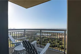 801 E Beach Dr, Galveston, TX 77550 - Photo 20