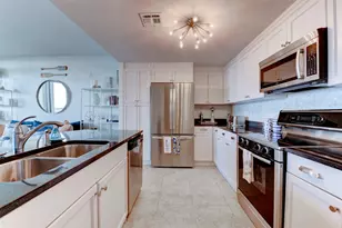 801 E Beach Dr, Galveston, TX 77550 - Photo 22