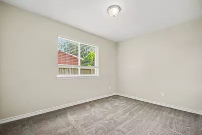 12843 Bamboo Forest Trail, Houston, TX 77044 - Photo 14