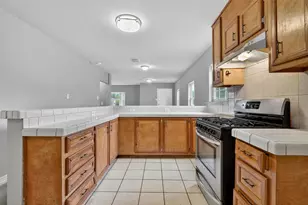 1315 E 33rd St, Houston, TX 77022 - Photo 16
