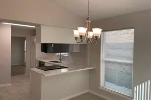 2850 Creekway Cir, Missouri City, TX 77459 - Photo 12