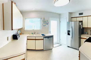 4119 Campeche Ct, Galveston, TX 77554 - Photo 32