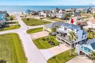 4119 Campeche Ct, Galveston, TX 77554 - Photo 2