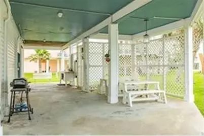 4119 Campeche Court, Galveston, TX 77554 - Photo 10