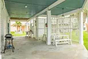 4119 Campeche Ct, Galveston, TX 77554 - Photo 10