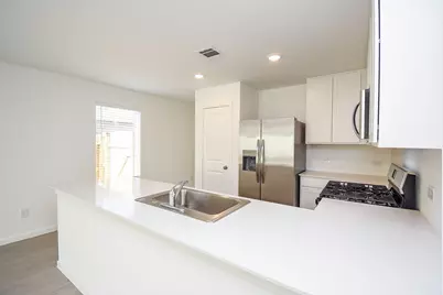 3045 Fantasy Terrace Drive, Katy, TX 77493 - Photo 6