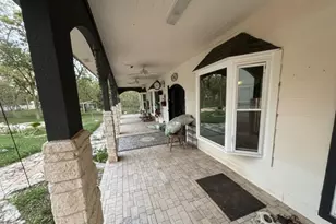 368 Riddle Rd, Cedar Creek, TX 78612 - Photo 4