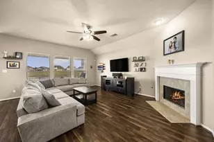 2202 Winchester Lake, Rosenberg, TX 77471 - Photo 10