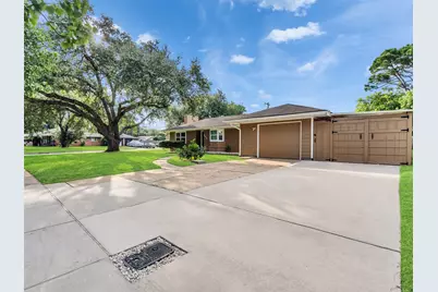 203 22nd Avenue N, Texas City, TX 77590 - Photo 24