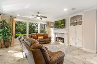 162 N Taylor Point Dr, The Woodlands, TX 77382 - Photo 10