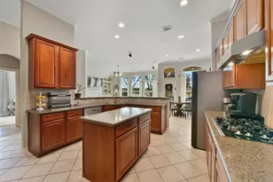 4616 Chaperel Dr, Pearland, TX 77584 - Photo 10