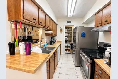 700 Thicket Lane #602, Houston, TX 77079 - Photo 18