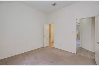 12203 Heritage Grove Drive, Houston, TX 77066 - Photo 32