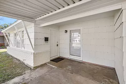 6619 Maybank Drive, Houston, TX 77055 - Photo 4