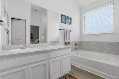 10924 Independence Road, Cleveland, TX 77328 - Photo 4