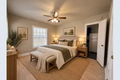 1 Sidney Street #1, Houston, TX 77003 - Photo 4