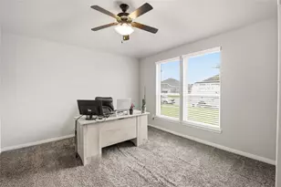 712 Rim Water Dr, Alvin, TX 77511 - Photo 4