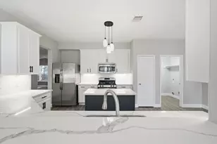 2810 Lockeridge Pines Dr, Spring, TX 77386 - Photo 8