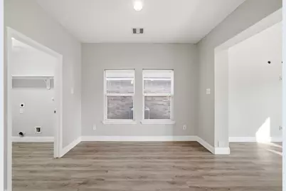 2810 Lockeridge Pines Drive, Spring, TX 77386 - Photo 10
