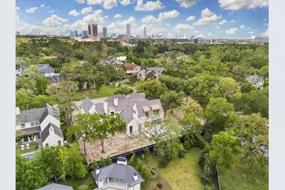 19 Willowron Drive, Houston, TX 77024 - Photo 36