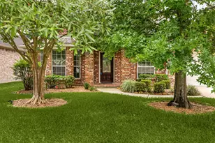 30607 Hackinson Dr, Spring, TX 77386 - Photo 2
