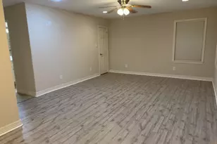 2402 Cypress St, Galveston, TX 77551 - Photo 8