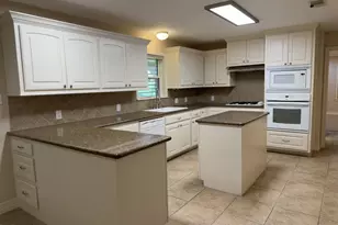 2402 Cypress St, Galveston, TX 77551 - Photo 16
