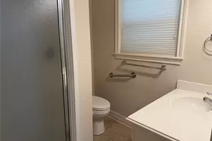 2402 Cypress St, Galveston, TX 77551 - Photo 14