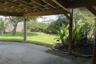 2402 Cypress St, Galveston, TX 77551 - Photo 26