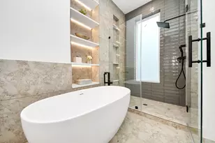 1601 W 25th St, Houston, TX 77008 - Photo 28